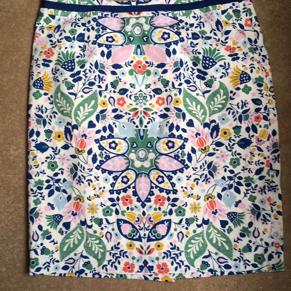 Boden  Pencil Skirt: Folk Floral Print